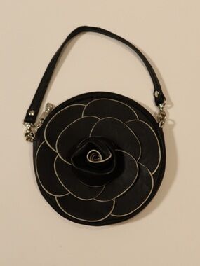 Espe Black Rose Flower Shoulder Bag